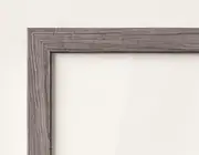 Détail du coin du cadre actuel, finition chêne grisé